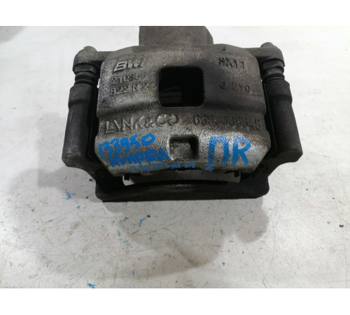 Суппорт передний правый