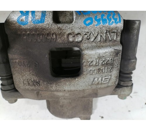 Суппорт передний правый