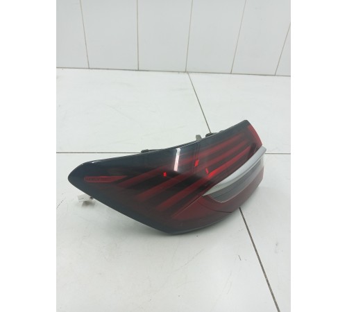 Фонарь задний левый наружный