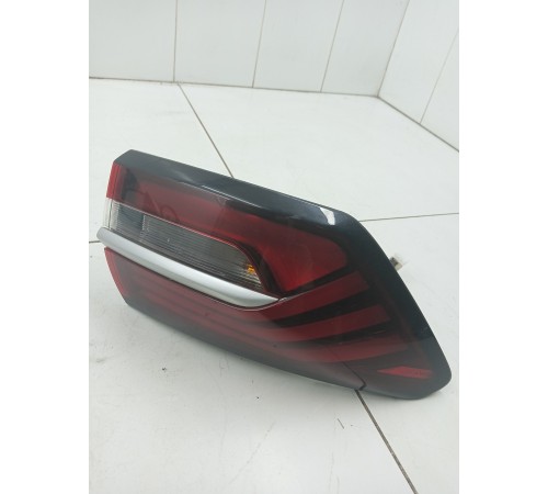 Фонарь задний левый наружный