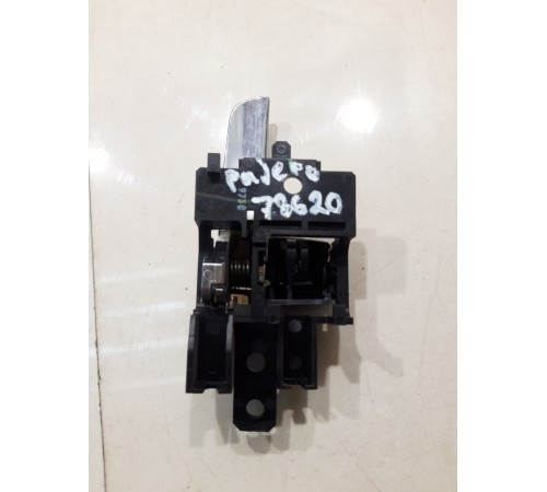 Ручка двери (передняя, левая, внутренняя)