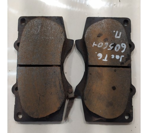 Колодки тормозные переднего правого колеса