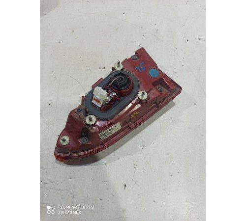 Фонарь крышки багажника левый