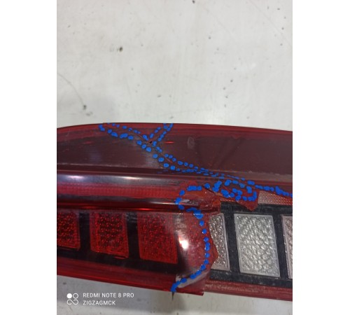 Фонарь крышки багажника левый