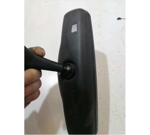 Зеркало заднего вида салонное