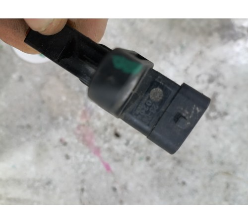 Датчик ABS  передний правый