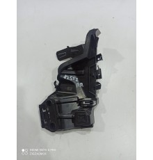 Кронштейн замка двери (передний правый)