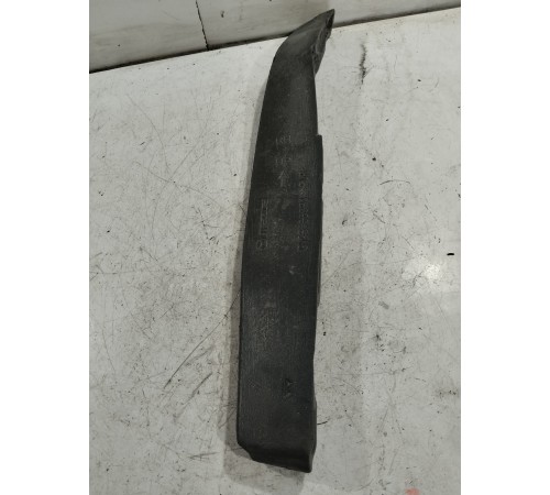 Уплотнитель крыла правый