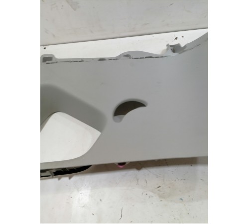 Обшивка багажника правая верхняя