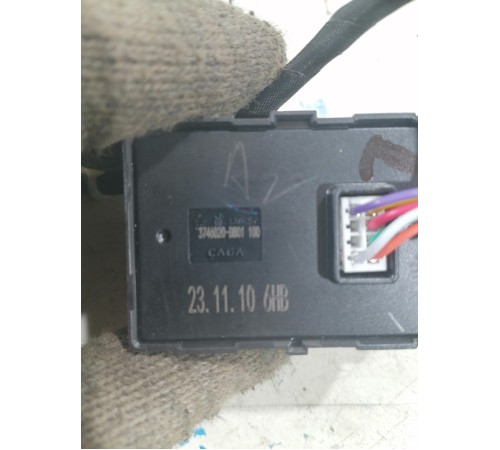 Кнопка стеклоподьемника