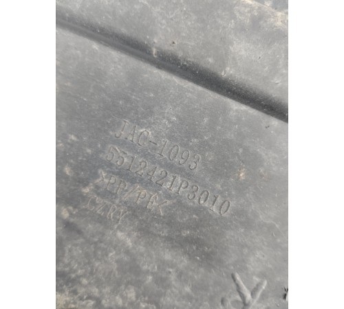 Брызговик задний правый