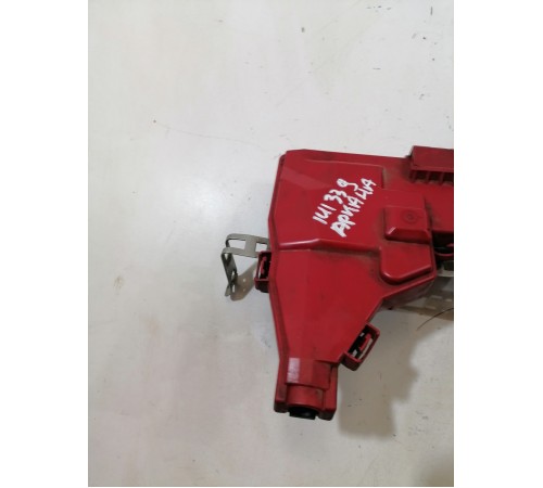 Клемма аккумулятора "плюс"