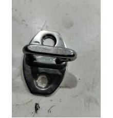 Петля замка двери