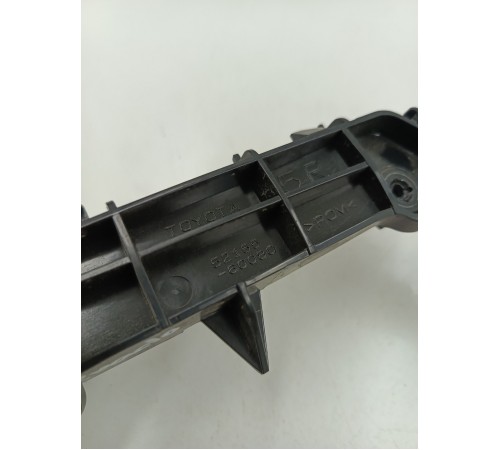 Кронштейн заднего бампера правый