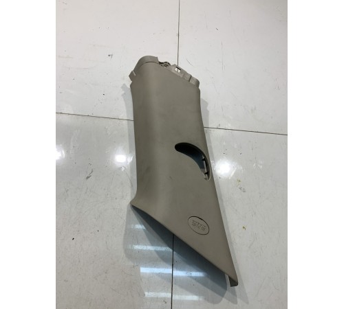 Обшивка стойки (задняя, правая)