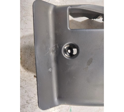 Кожух рулевой колонки нижний