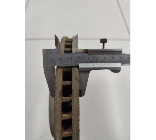 Диск тормозной передний 