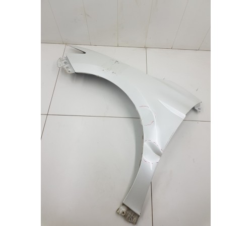 Крыло переднее левое