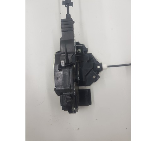 Замок двери задний левый