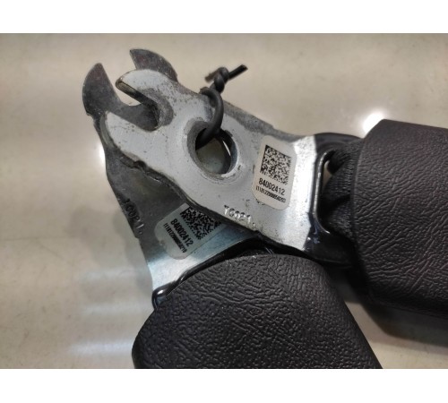 Ответная часть ремня безопасности правая