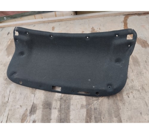 Обшивка багажника