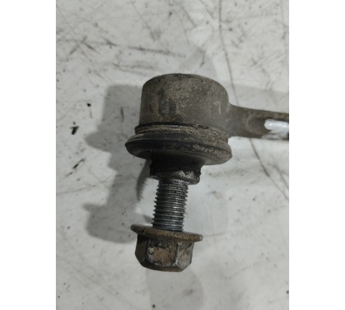 Стойка стабилизатора задняя правая