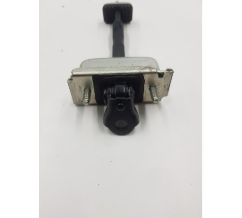 Ограничитель двери задний левый