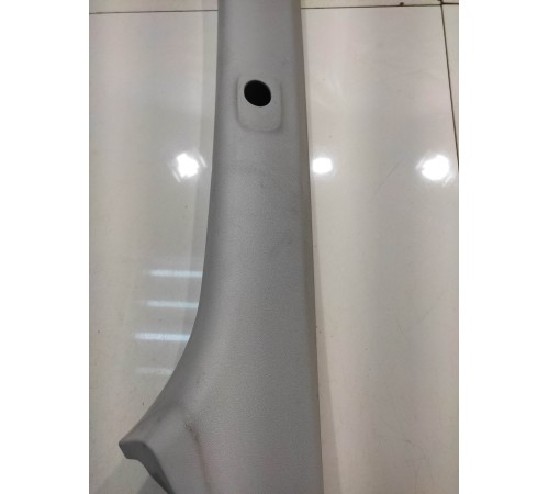 Обшивка стойки (передняя, левая)