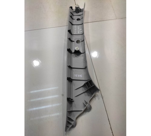 Обшивка стойки (передняя, левая)