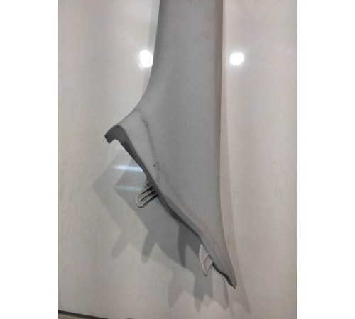 Обшивка стойки (передняя, левая)