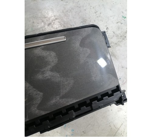 Бардачок подстаканник центральной консоли