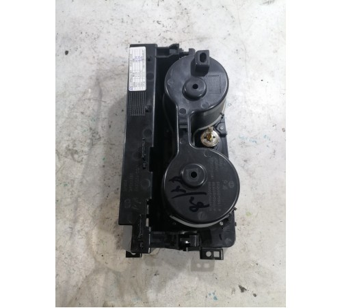 Бардачок подстаканник центральной консоли