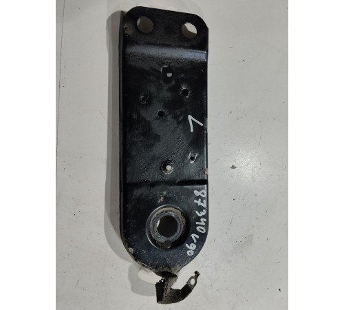 Кронштейн(крепление) кузова левый