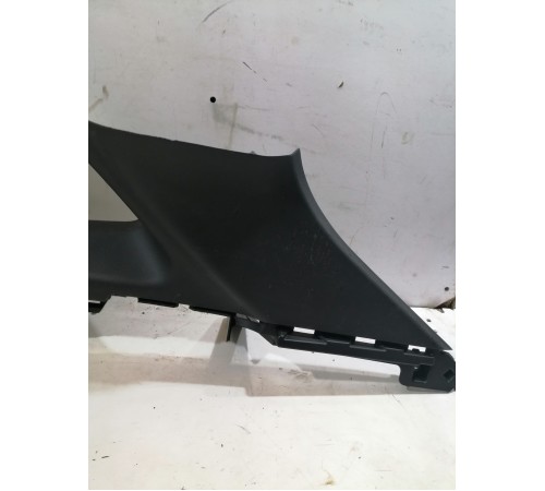 Обшивка стойки задняя правая