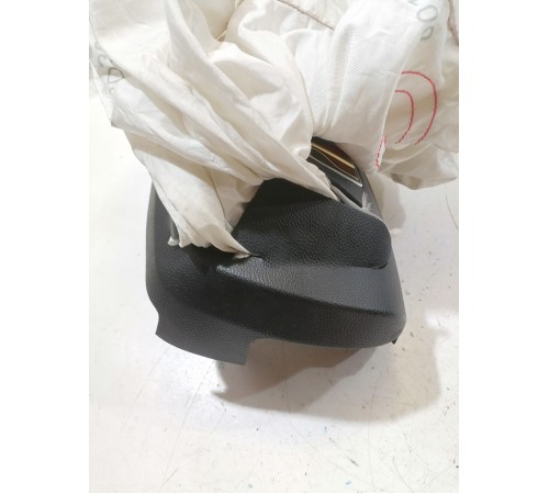 Подушка безопасности водителя, в руль