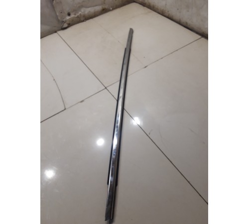 Уплотнитель стекла (задний правый наружный)