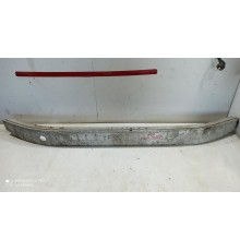 Усилитель переднего бампера