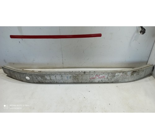 Усилитель переднего бампера