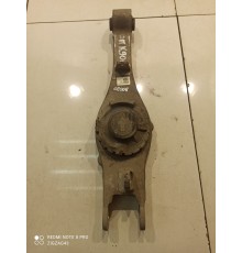 Рычаг подвески поперечный(задний правый)