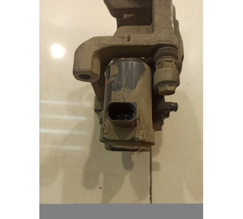 Рычаг подвески поперечный(задний правый)