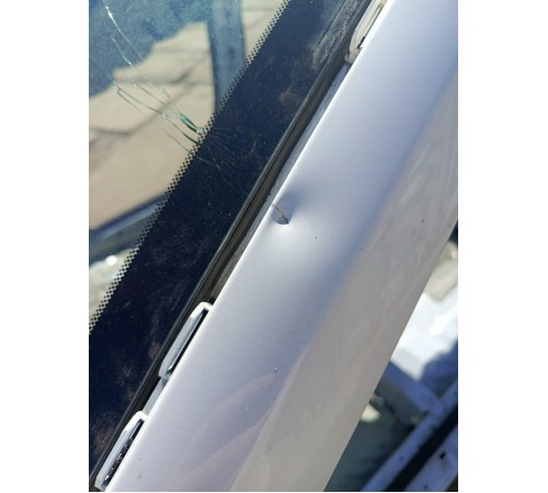 Стойка лобового стекла левая