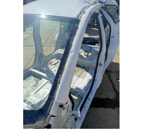 Стойка лобового стекла левая