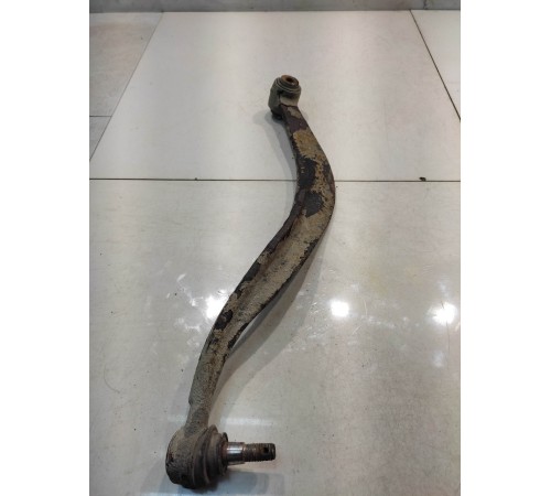 Рычаг подвески (задний, правый)