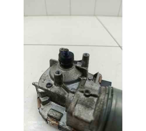 Моторчик стеклоочистителей передний