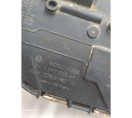 Моторчик стеклоочистителей передний