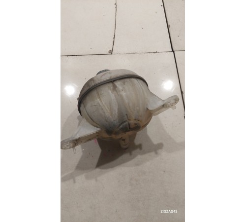 Бачок расширительный