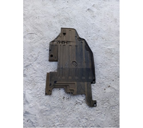 Защита днища антигравийная задняя левая