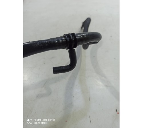 Патрубок системы охлаждения