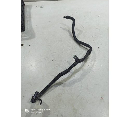 Патрубок системы охлаждения