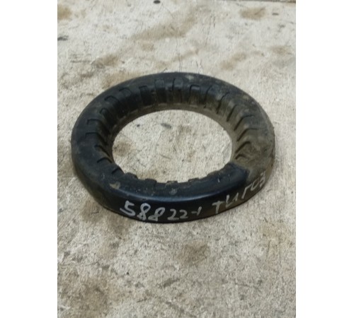 Проставка пружины подвески задняя